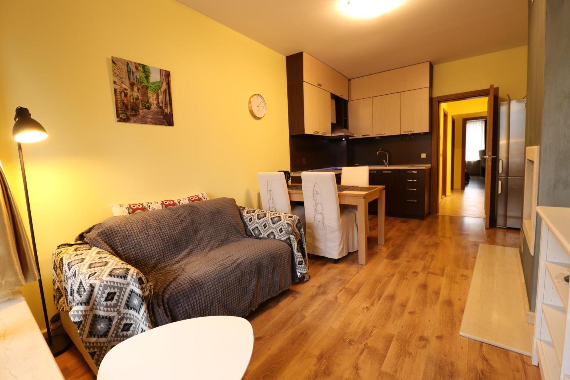 Varna Garden View Apartment Bagian luar foto